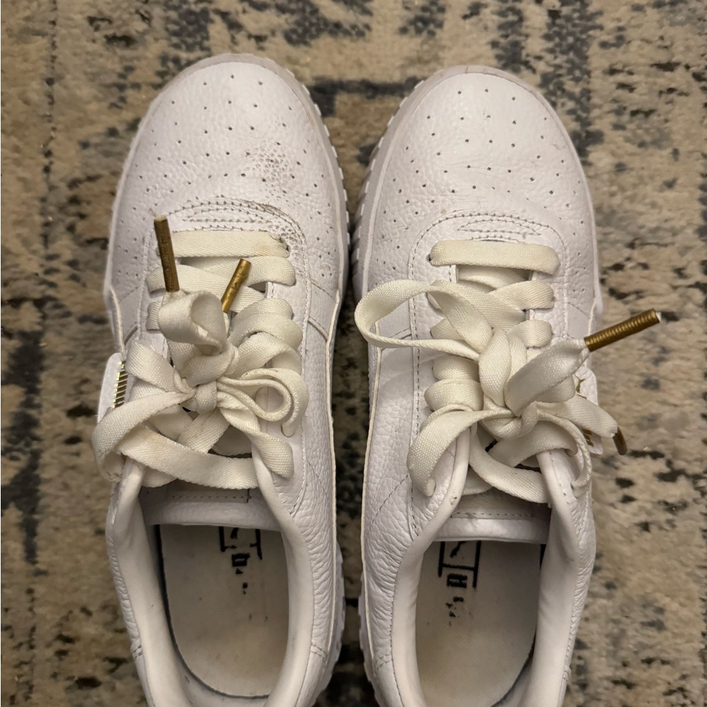 Women’s puma Sneakers size 8